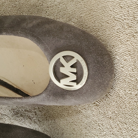Michael Kors flats sz 10 - Picture 2 of 8